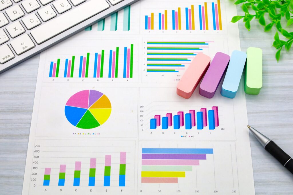 VCへのアプローチ前に資料を整理するイメージ